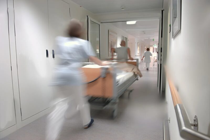 Un homme est arrivé à mon hôpital avec des brûlures et sans mémoire – je ne m'attendais jamais à ce que ce soit quelqu’un que je connaissais